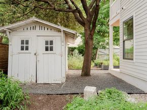 905 E 2nd ST, Austin TX 78702
