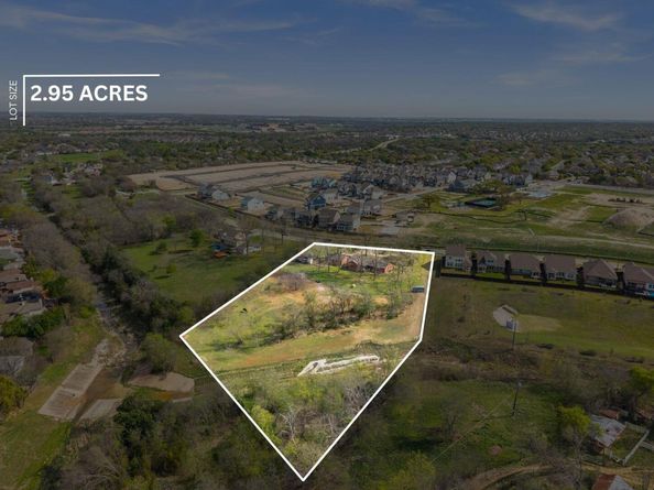 902 Ray Berglund BLVD, Round Rock TX 78664