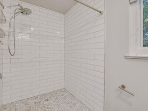 7617 Eastcrest DR, Austin TX 78752