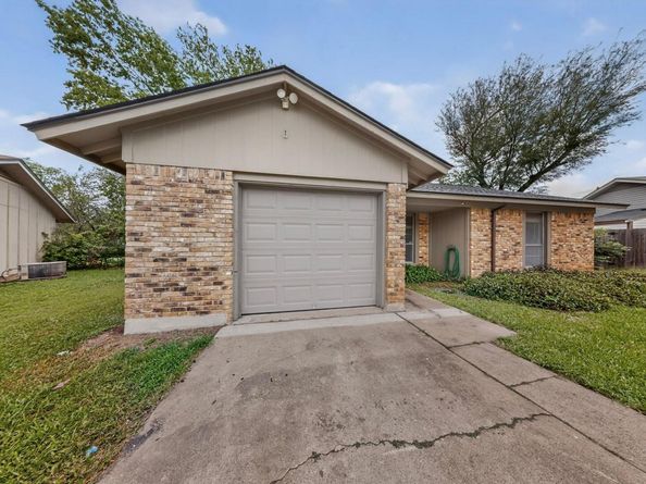 2404 Aldford DR, Austin TX 78745