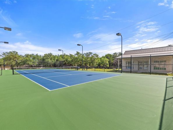 604 N River Hills RD, Austin TX 78733