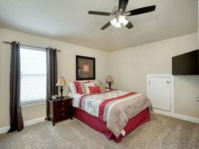 2336 Centennial LOOP, Round Rock TX 78665