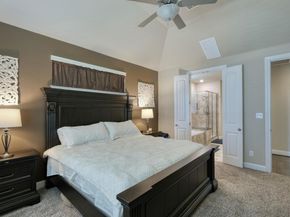 2336 Centennial LOOP, Round Rock TX 78665