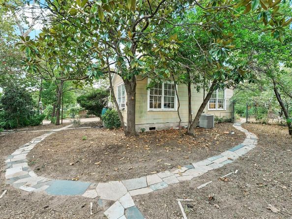 2114 Shoalmont DR, Austin TX 78756