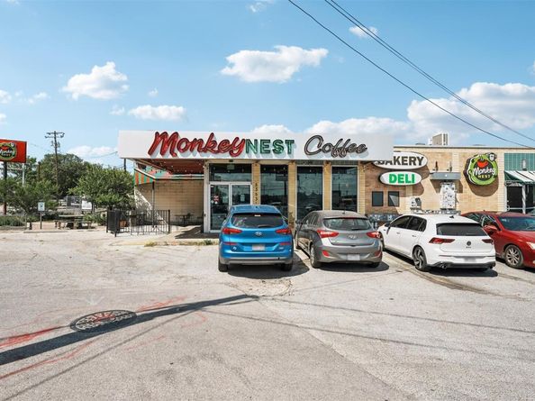 2114 Shoalmont DR, Austin TX 78756