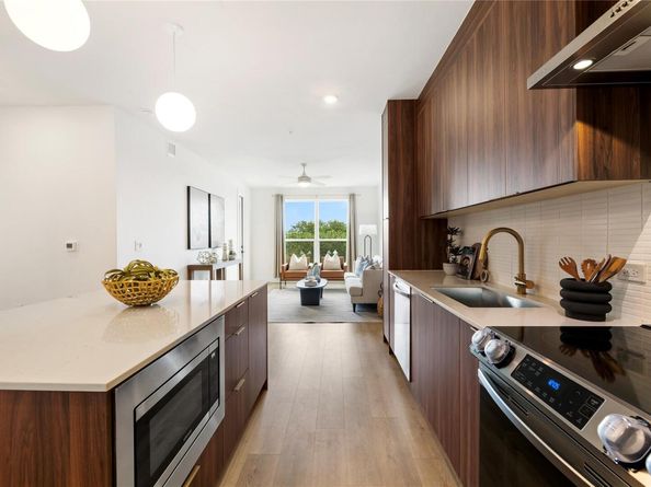 1701 Simond Ave 227, Austin TX 78723