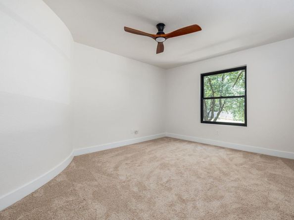 6000 Roxbury LN, Austin TX 78739