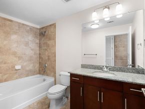 360 Nueces ST 2506, Austin TX 78701