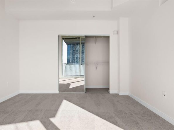360 Nueces ST 2506, Austin TX 78701