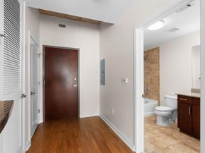 360 Nueces ST 2506, Austin TX 78701