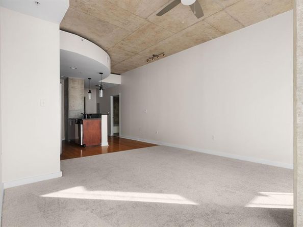 360 Nueces ST 2506, Austin TX 78701
