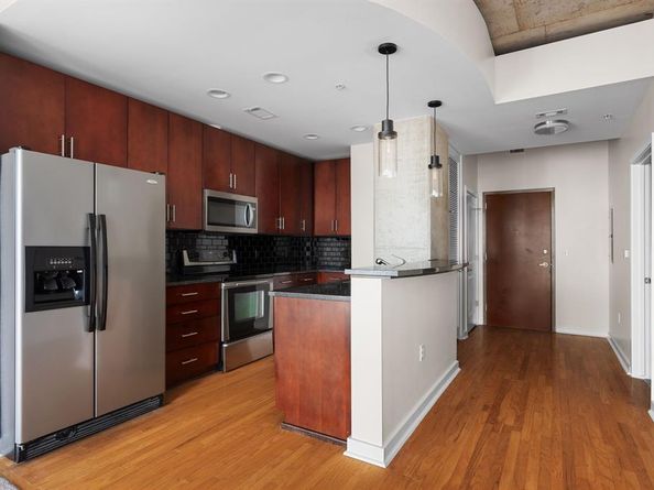360 Nueces ST 2506, Austin TX 78701