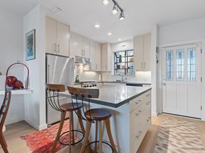 1741 Spyglass DR 1232, Austin TX 78746