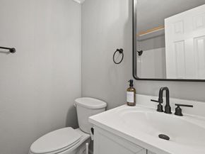 1909 College ROW, Austin TX 78702