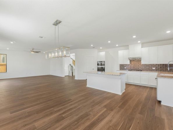 1628 River Plateau DR, Leander TX 78641