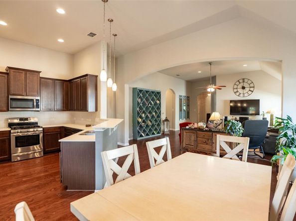 2009 Garretts WAY, Manchaca TX 78652