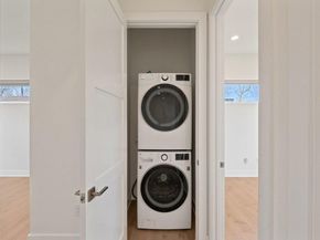 709 W St Elmo RD 2, Austin TX 78745