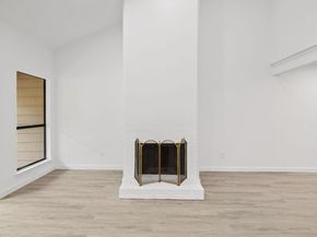 7211 Lakewood DR C111, Austin TX 78750