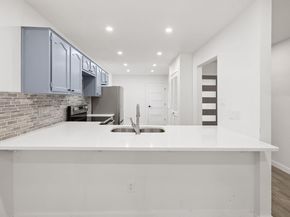 7211 Lakewood DR C111, Austin TX 78750