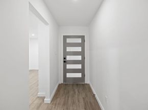 7211 Lakewood DR C111, Austin TX 78750