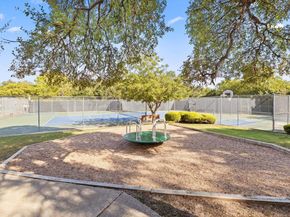 7211 Lakewood DR C111, Austin TX 78750