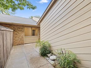 7211 Lakewood DR C111, Austin TX 78750