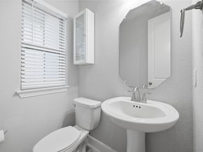 103 County Road 180 35, Leander TX 78641