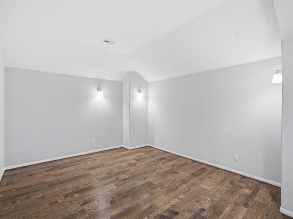 103 County Road 180 35, Leander TX 78641