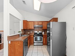 11821 Bittern HOLW 12, Austin TX 78758