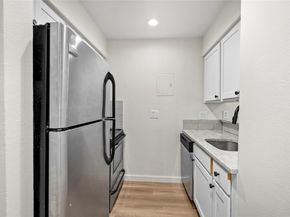 3819 Southway DR 208, Austin TX 78704