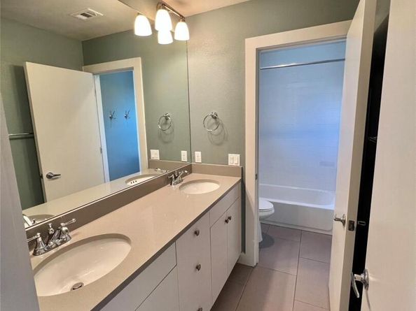 5402 Avenue F A, Austin TX 78751