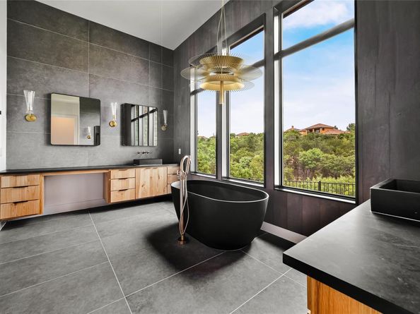 237 Canyon Turn TRL, Lakeway TX 78734