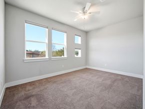 6916 Cardinal Bloom LOOP, Austin TX 78744