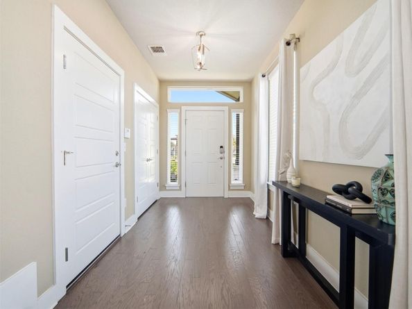 6916 Cardinal Bloom LOOP, Austin TX 78744