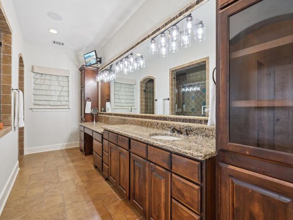 808 Santaluz PATH, Austin TX 78732