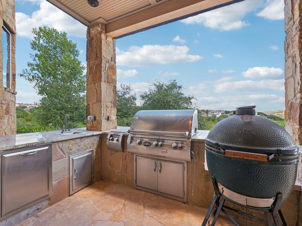 808 Santaluz PATH, Austin TX 78732