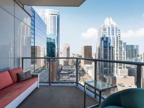 200 Congress Ave 21D, Austin TX 78701