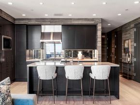 200 Congress Ave 21D, Austin TX 78701