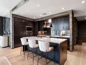 200 Congress Ave 21D, Austin TX 78701