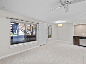 2200 Dickson DR 113, Austin TX 78704