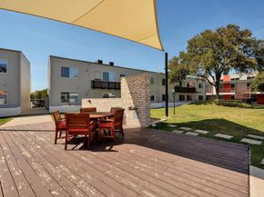 2200 Dickson DR 113, Austin TX 78704