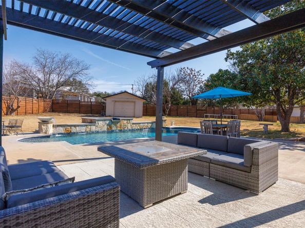 1607 Mayfield DR, Round Rock TX 78681