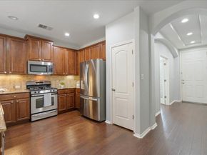 15 Stone Terrace DR, Austin TX 78734