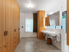 906 W 18th ST, Austin TX 78701