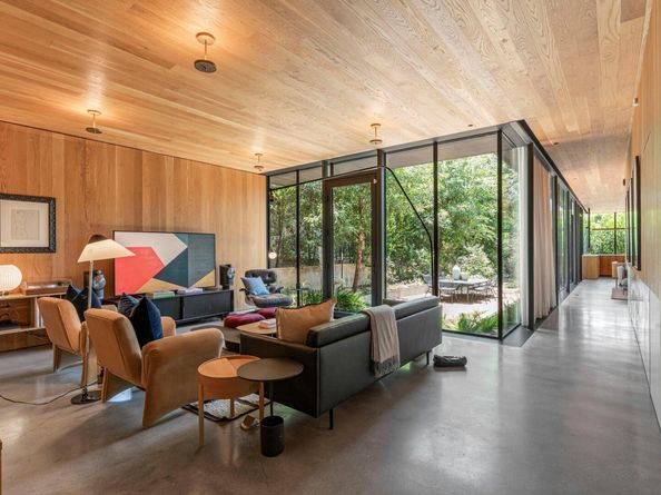 906 W 18th ST, Austin TX 78701
