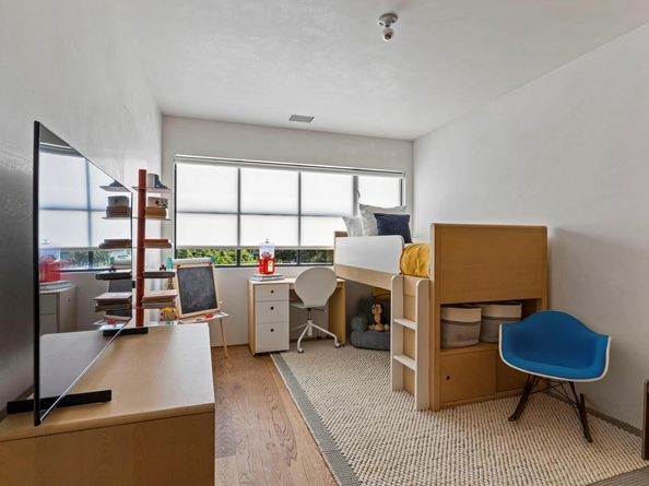 906 W 18th ST, Austin TX 78701
