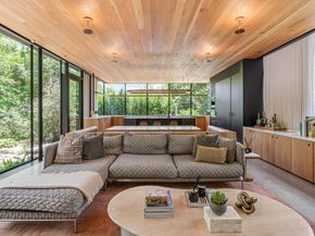 906 W 18th ST, Austin TX 78701