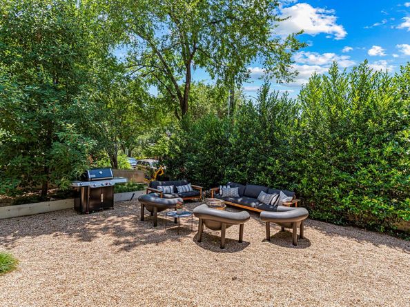 906 W 18th ST, Austin TX 78701