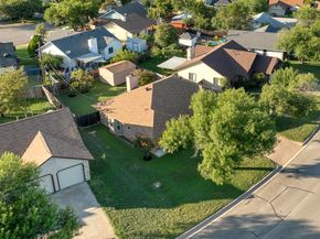 1006 Cresswell DR, Pflugerville TX 78660