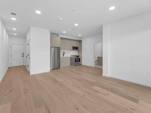 2209 S 1st ST 231, Austin TX 78704